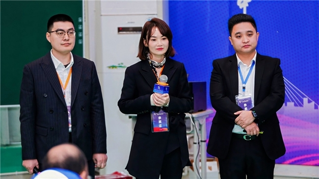 百模论剑决赛收官日 | “人工智能+”鏖战四日,战果即将揭晓!(图4) 百模论剑决赛收官日 | “人工智能+”鏖战四日,战果即将揭晓!(图4)